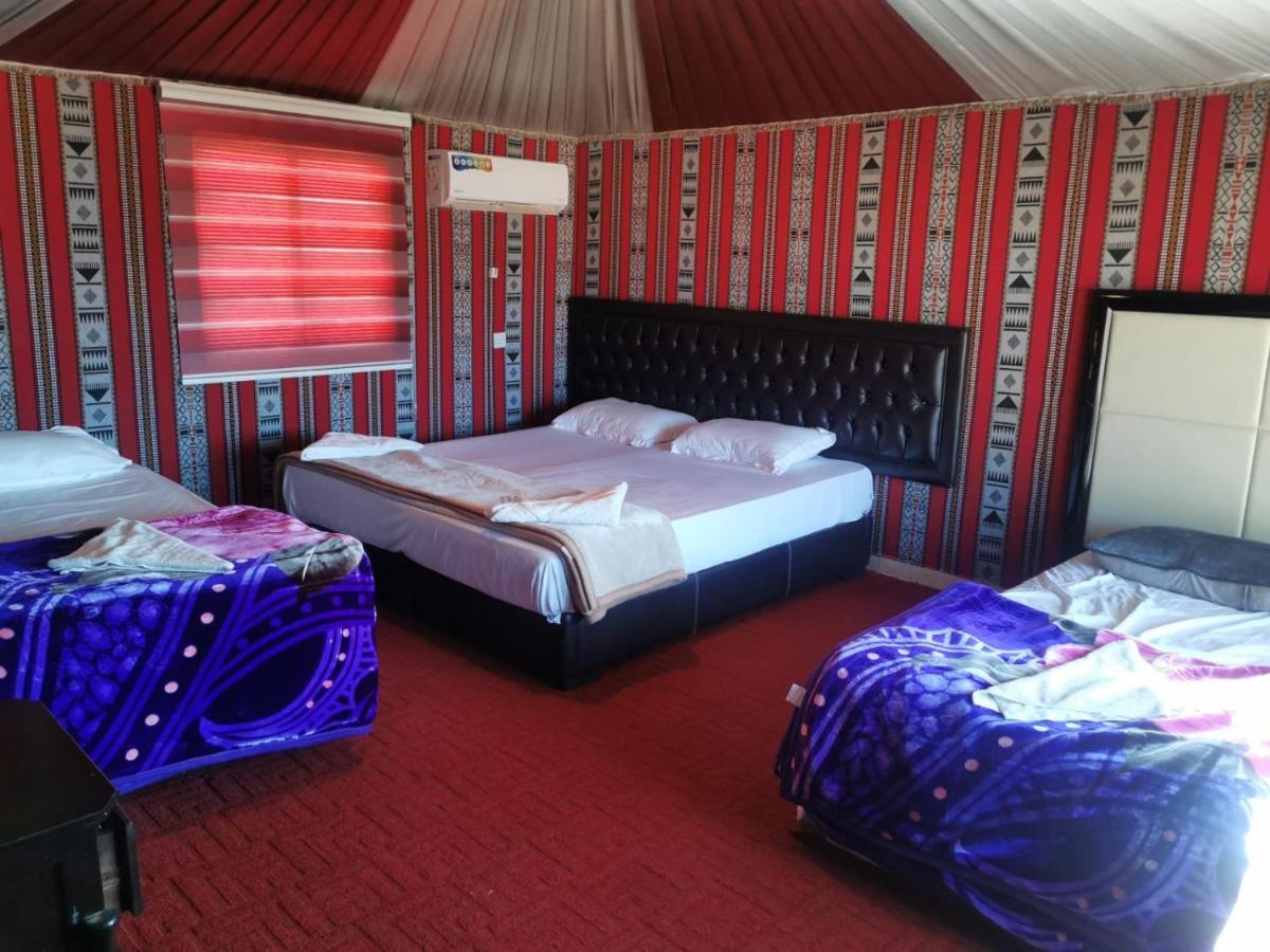 Wadi Rum Oscar Camp Екстериор снимка