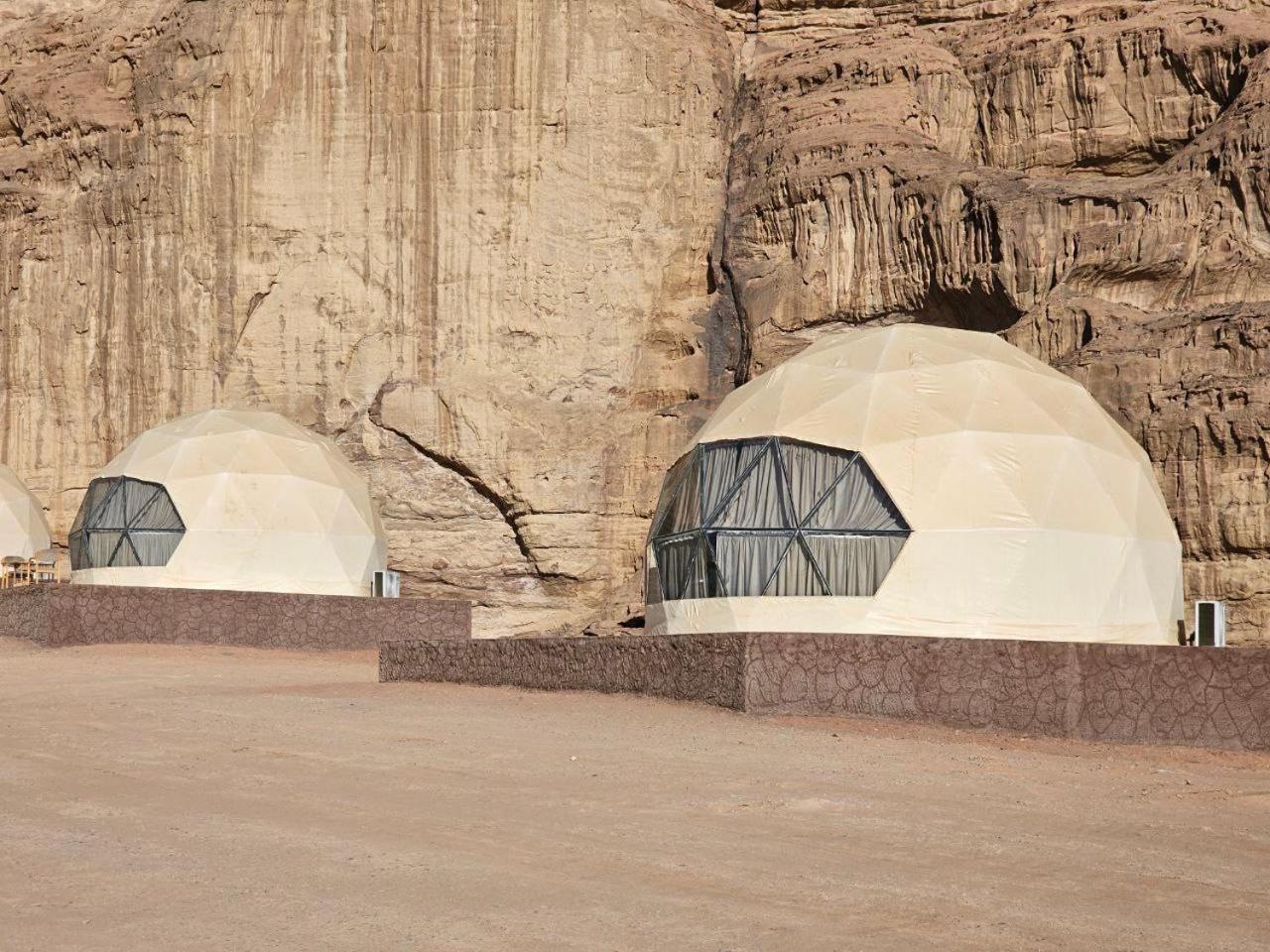 Wadi Rum Oscar Camp Екстериор снимка
