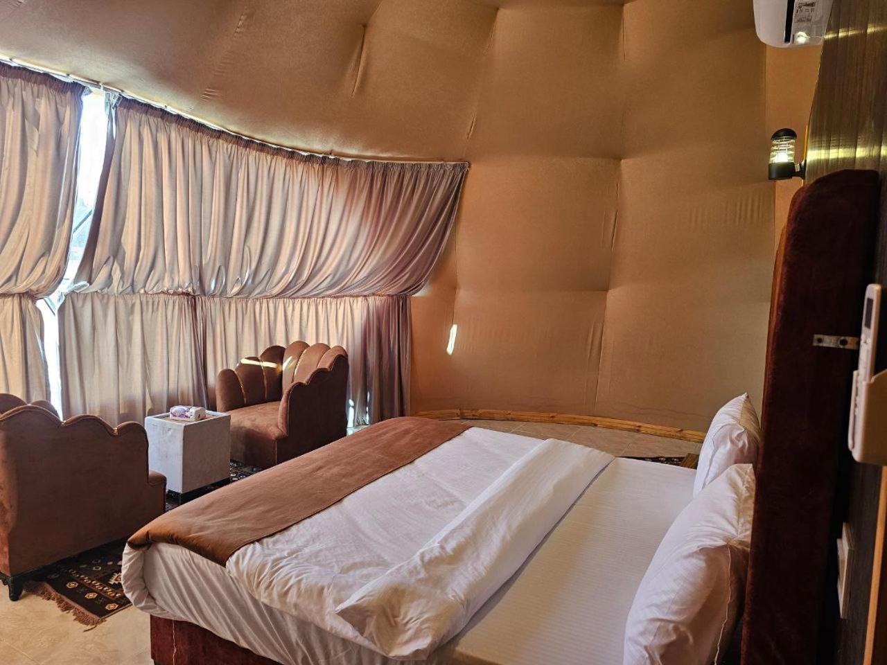 Wadi Rum Oscar Camp Екстериор снимка