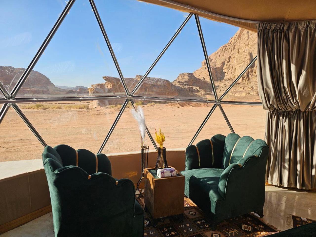 Wadi Rum Oscar Camp Екстериор снимка