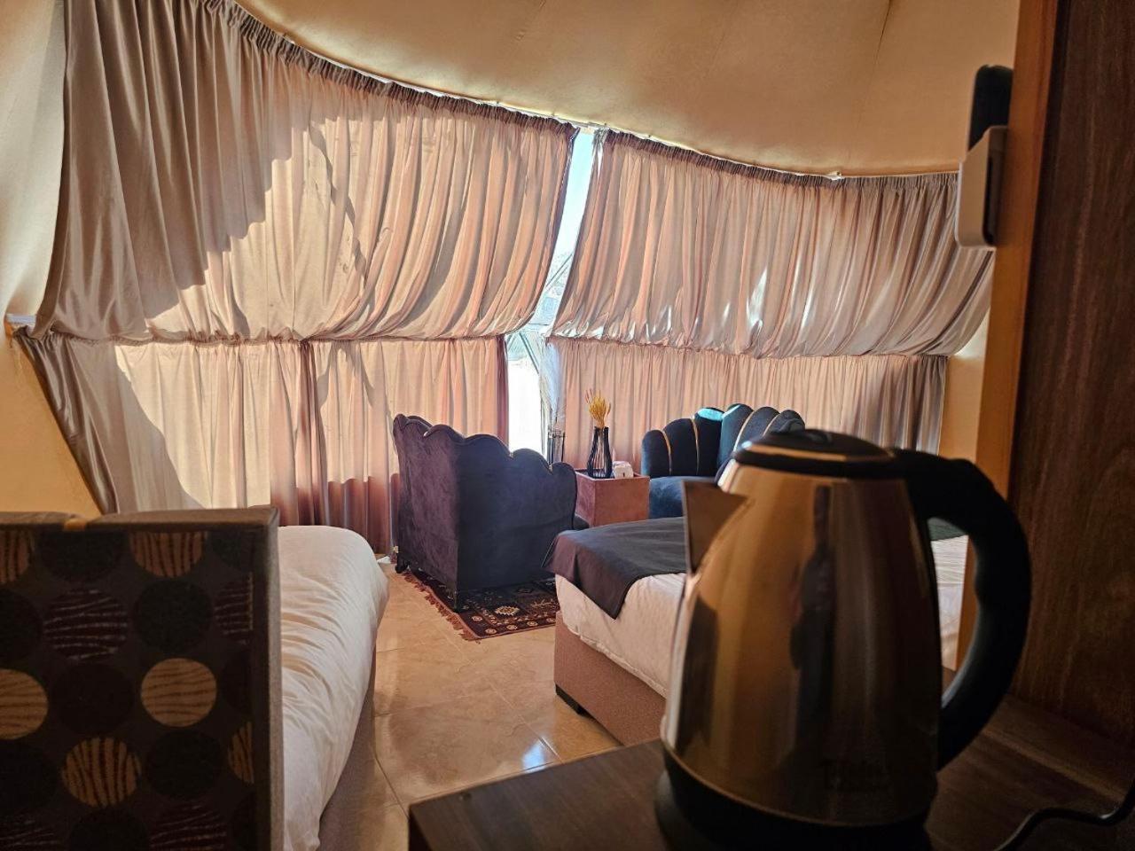 Wadi Rum Oscar Camp Екстериор снимка