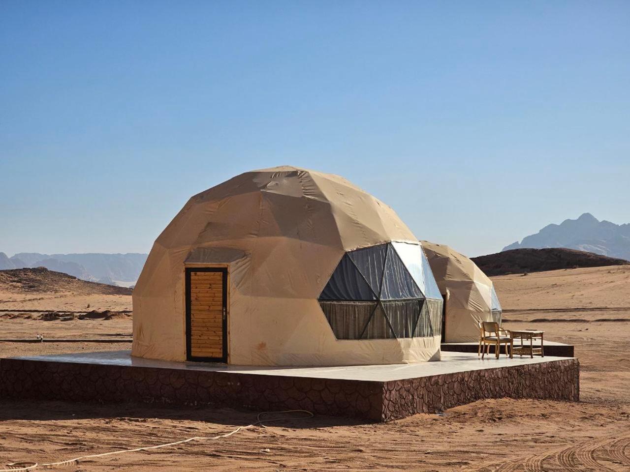 Wadi Rum Oscar Camp Екстериор снимка