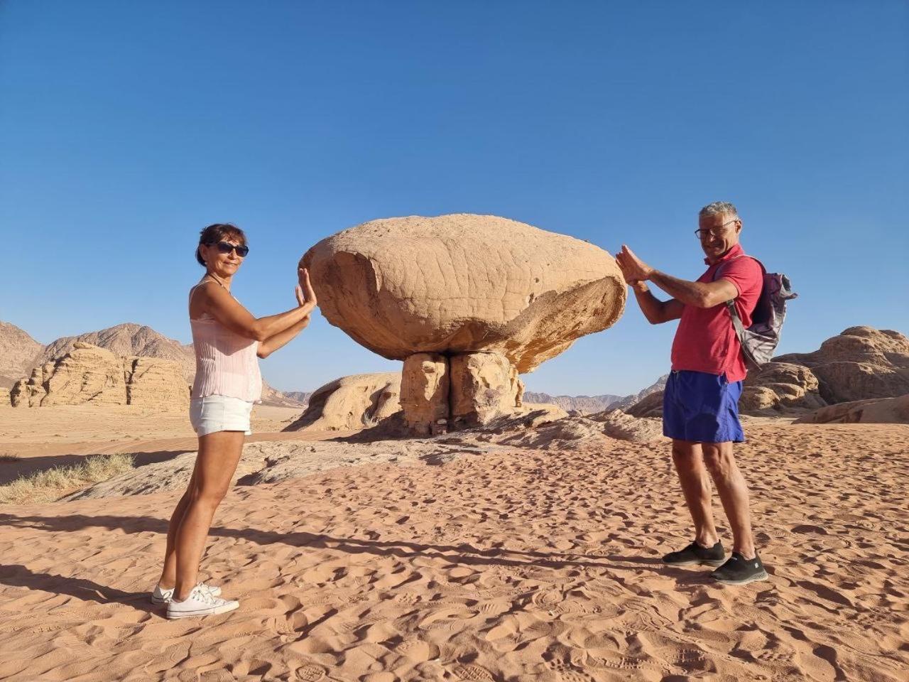 Wadi Rum Oscar Camp Екстериор снимка